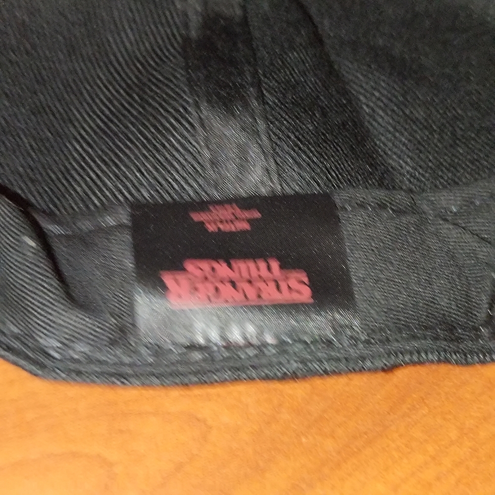 STRANGER THINGS Embroidered Snapback Cap Hat Unis… - image 14